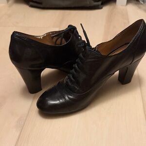 Nine West Black Leather Lace-Up Block Heels